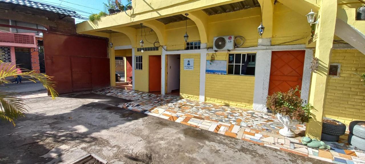 Hostal Santa Marta La Unión 外观 照片