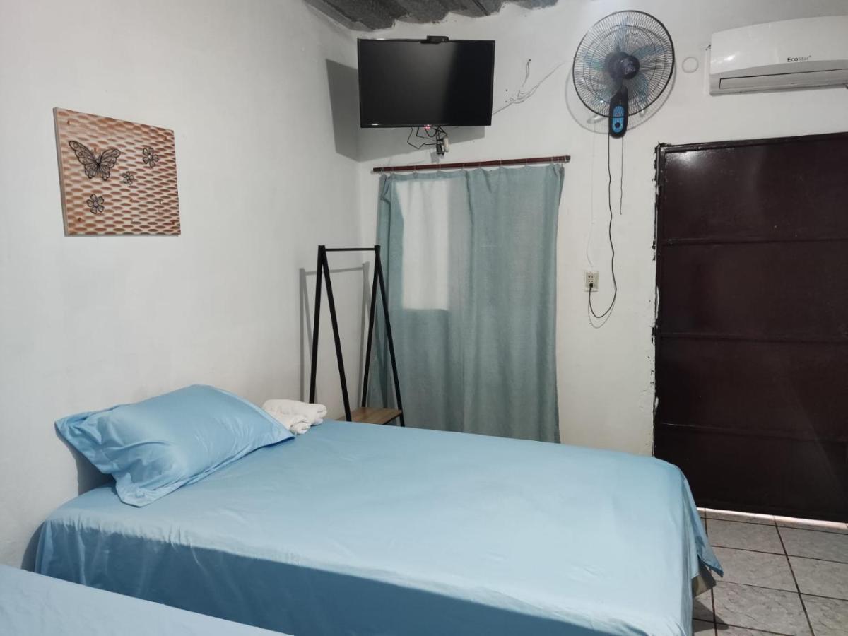 Hostal Santa Marta La Unión 外观 照片